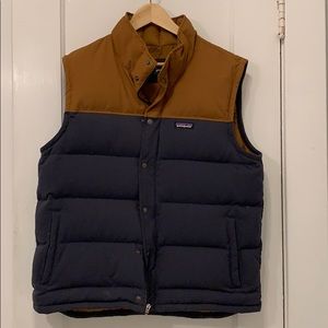 Men’s Patagonia down vest